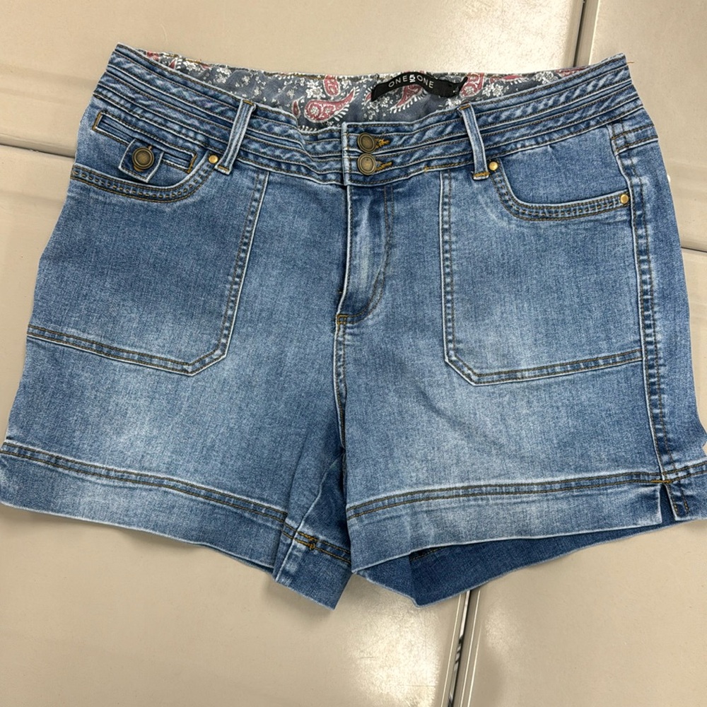 one5one Jean shorts